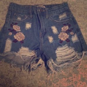 Fashion nova high waisted shorts.